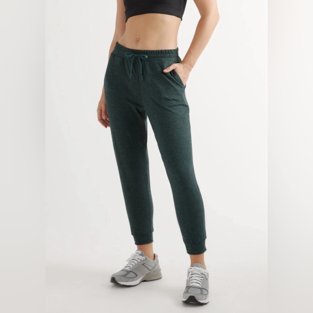 Quince Flowknit Mid-Rise Jogger